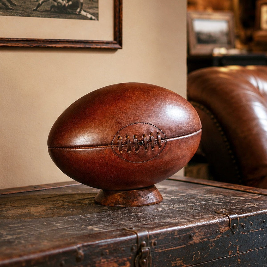 Ballon de rugby en cuir vintage - 1