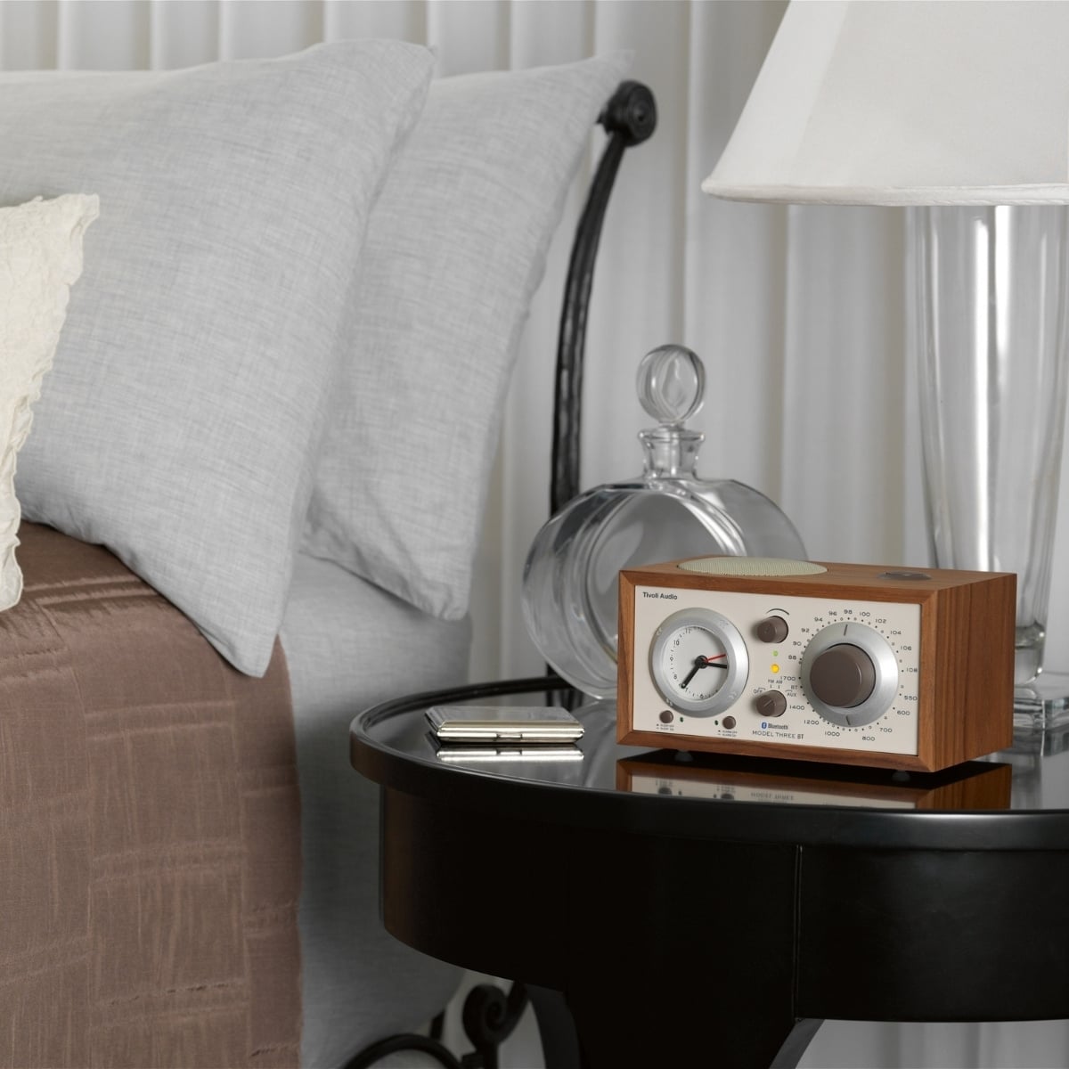 Radio réveil & enceinte bluetooth Tivoli Three BT - 2