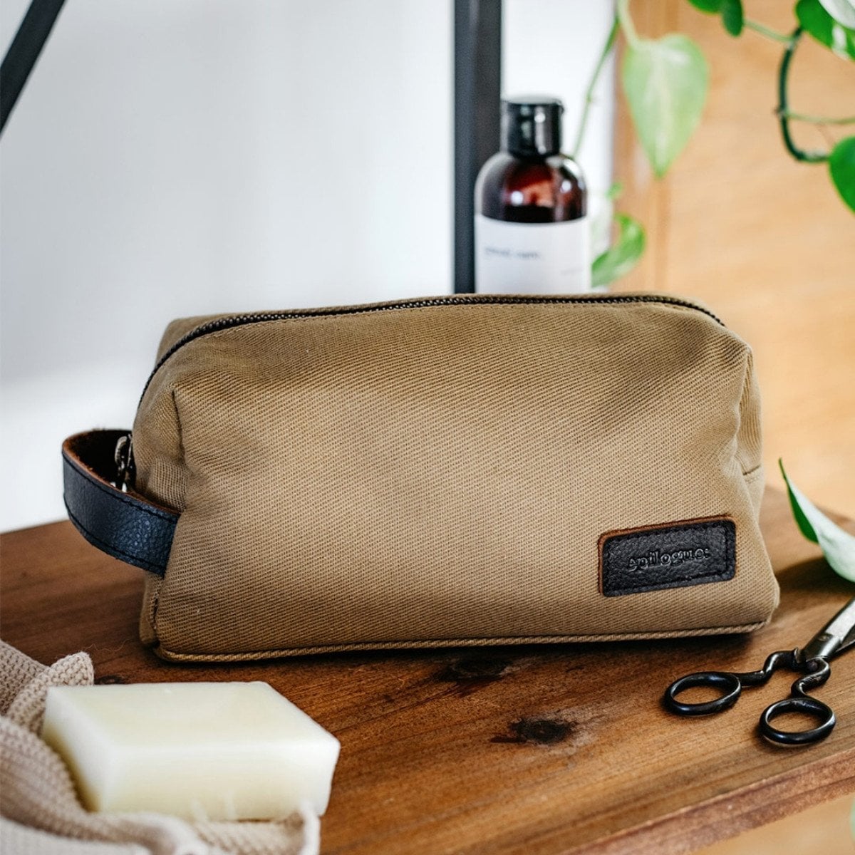 Trousse de toilette en toile et cuir - 3